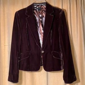 Brown velvet blazer.